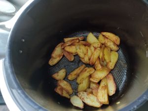 Recette Pommes de terre wedges à l'extra crisp cookéo