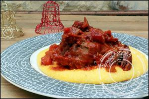 Recette Souris d’agneau, sauce tomate et polenta