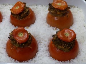 Recette Tomates farcies végétariennes bluffantes [voir véganes]