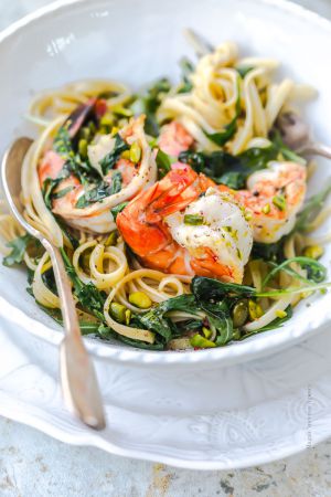 Recette Pâtes aux Crevettes et Pistaches : Élégance Méditerranéenne