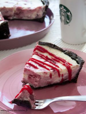 Recette Cheesecake chocolat blanc – framboise (et oréo) comme chez Starbucks