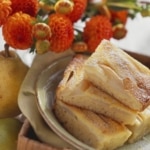 Recette Gâteau aux poires nappé de crème fraîche