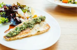 Recette Filet de dorade rôti, parfumé au thym sauvage : le classique méditerranéen réinventé