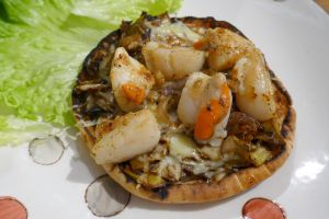 Recette Bruschetta à la fondue de poireaux et aux St Jacques