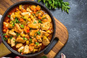 Recette Ragoût de poulet aux légumes: Un plat réconfortant pour toutes les saisons