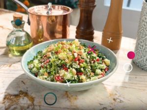 Recette Taboulé vert aux amandes et raisins blancs de Cyril Lignac dans Tous en cuisine