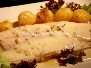 Recette Filet De Féra Nourri Au Beurre Sauce Echalote Vin Blanc Crème