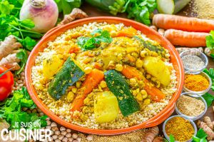 Recette Couscous au poulet et légumes. Cuisine marocaine
