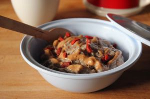 Recette Porridge protéiné du matin (vegan et sans gluten)