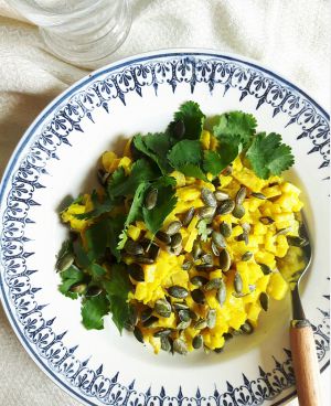 Recette Risotto de céleri-rave, poudre de fenouil et curcuma