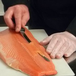 Recette L’atelier du saumon : découverte du fumage artisanal