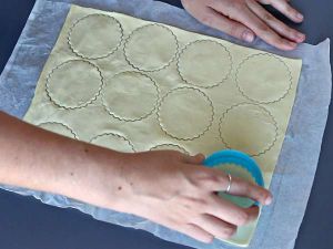 Recette Tartelettes pour halloween aux champignons et fromage ail et fines herbes