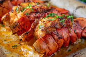 Recette Queues de homard au four au beurre au citron