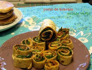 Recette Roulés de tortillas au pesto de tomates et salad everte – Vegan