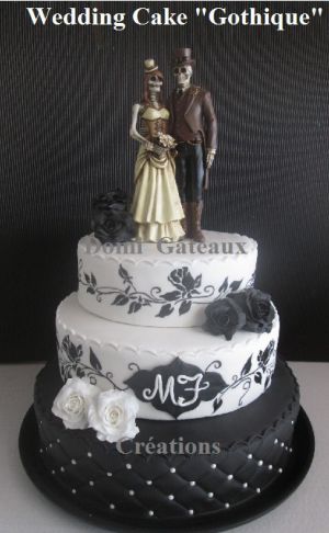 Recette Wedding Cake "Gothique" en Pâte à Sucre