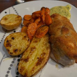 Recette Poulet en croûte de parmesan et ses légumes rôtis