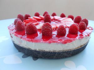 Recette Cheesecake cru aux fraises, framboise et noix de coco (cru, sans lactose, vegan)