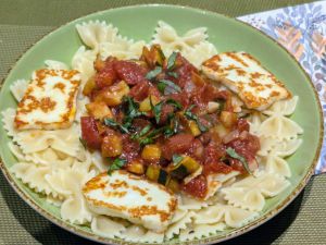 Recette Farfalle aux légumes et halloumi