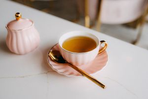 Recette 5 Teas That Can Help Balance Your Hormones Naturally