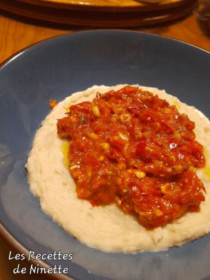 Recette Purée de haricots blancs au muhammara de Yottam Ottolenghi