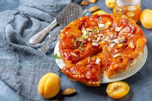 Recette Tarte Tatin à l’abricot : Une délicieuse variation du classique dessert français