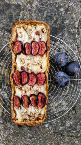 Recette Tarte d’automne aux figues, poires, noisettes, pommes