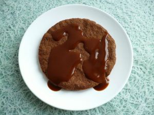 Recette Pancake hyperprotéiné cacaoté au soja avec avoine et psyllium (diététique, végan, sans sucre ni oeuf ni beurre, riche en fibres)