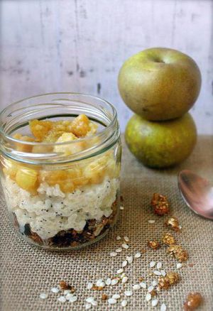 Recette Parfait granola aux graines et pomme, riz au lait au pavot, compotée de pommes vanillée ( sans gluten, option vegan )