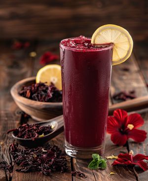 Recette Jus de Bissap : Découvrez Comment Préparer Cette Boisson Rafraîchissante