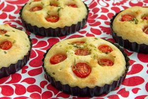 Recette Focaccine, tomates cerises et champignons