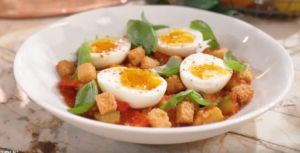 Recette Tous en cuisine avec Cyril Lignac : recette de ratatouille, œufs mollets