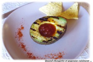 Recette Avocats grilles au confit de poivron