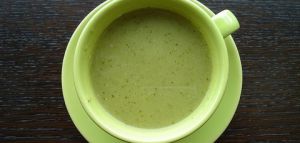 Recette Velouté minceur végan à la mâche et courgettes