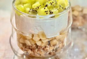 Recette Cheesecake en verrine banane / kiwi de cyril lignac dans tous en cuisine