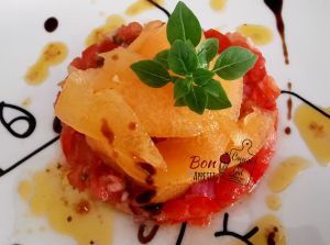 Recette Tartare de tomates et melon effeuillé pour compléter ma cure estivale habituelle