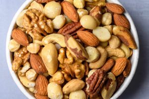 Recette 9 Nuts and Seeds That Help Lower Your Blood Pressure and Cholesterol Naturally
