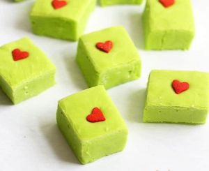 Recette Recette facile de fudge du grinch (4 ingrédients seulement)!