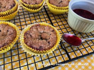 Recette Galettes à l’avoine et à la confiture cuites dans un moule à muffins