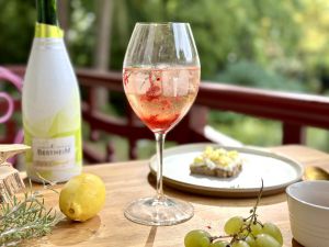 Recette Cocktail pétillant framboise rose