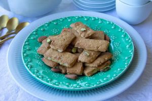 Recette Biscuits fins aux amandes et pistaches