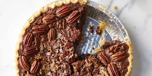 Recette My Meemaw's Pecan Pie Recipe Is So Good, There Are Never Any Leftovers