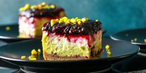 Recette Blackberry Pistachio Cheesecake Bars