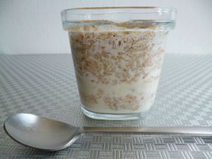Recette Yaourts maison diététiques aux flakes complets au sésame (pour 8 pots)