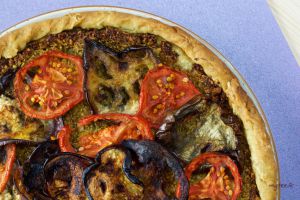 Recette Tarte à l’aubergine sur fond de pesto (vegan)