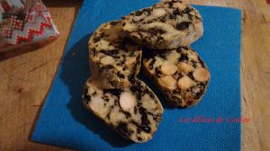 Recette Cadeaux gourmands – Croquets aux amandes et olives noire