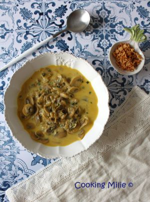 Recette Soupe crémeuse aux champignons