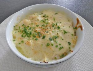 Recette Cassolettes crémeuses crevettes St Jacques et saumon *