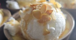 Recette Îles  flottantes aux poires caramélises