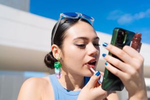 Recette 7 Ways Your Makeup Can Be Harming Your Health