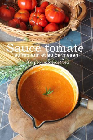Recette Sauce tomate au romarin et au  parmesan